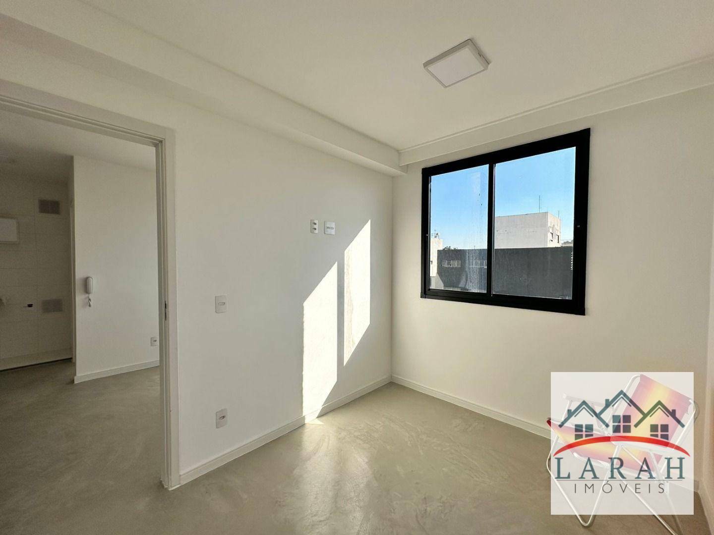 Apartamento para alugar com 2 quartos, 33m² - Foto 3