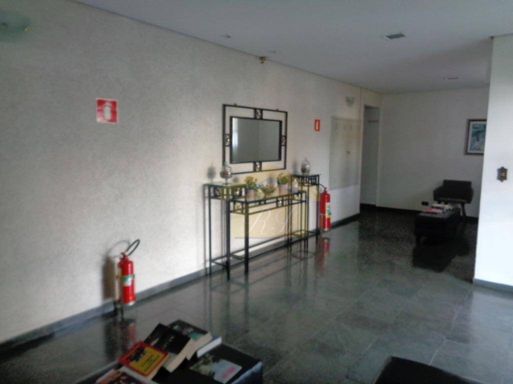 Apartamento à venda com 2 quartos, 50m² - Foto 19