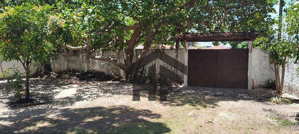 Casa para alugar com 4 quartos, 263m² - Foto 4