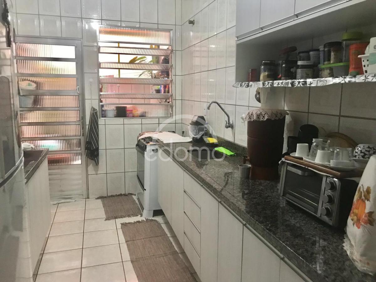 Apartamento à venda com 2 quartos, 84m² - Foto 5