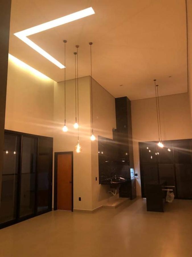 Casa de Condomínio à venda com 3 quartos, 302m² - Foto 9