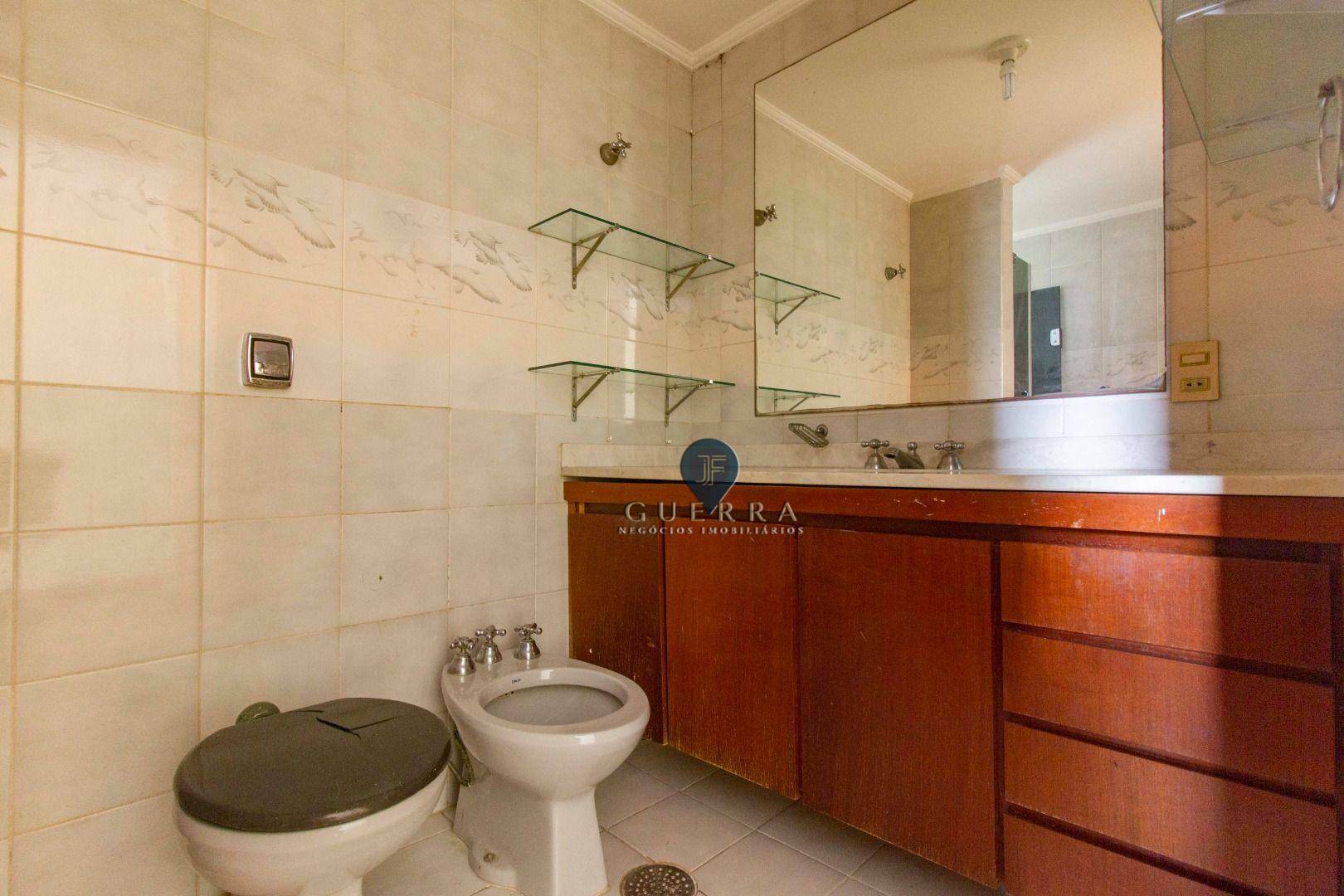 Apartamento à venda com 3 quartos, 189m² - Foto 16