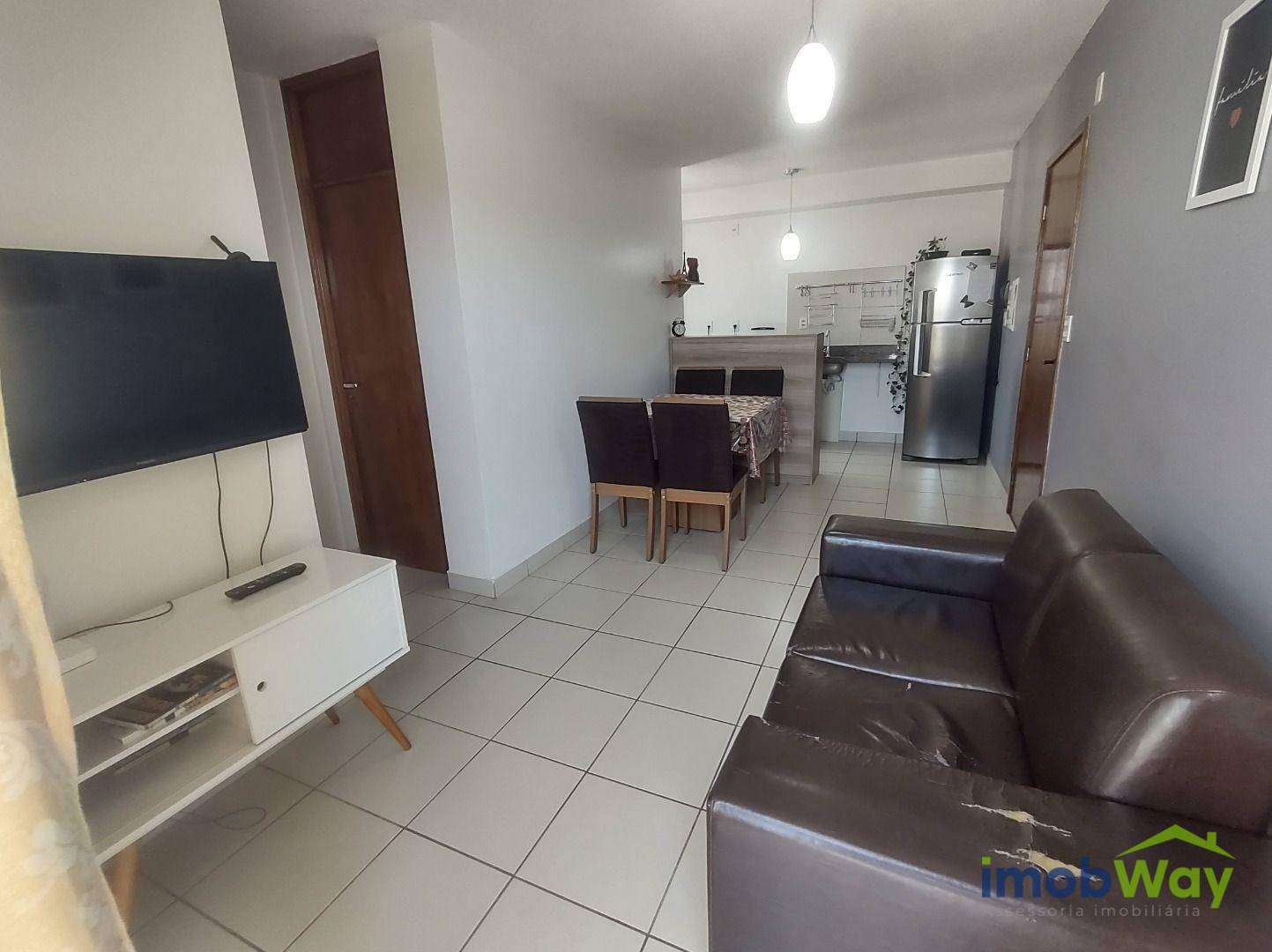 Apartamento à venda com 2 quartos, 45m² - Foto 3