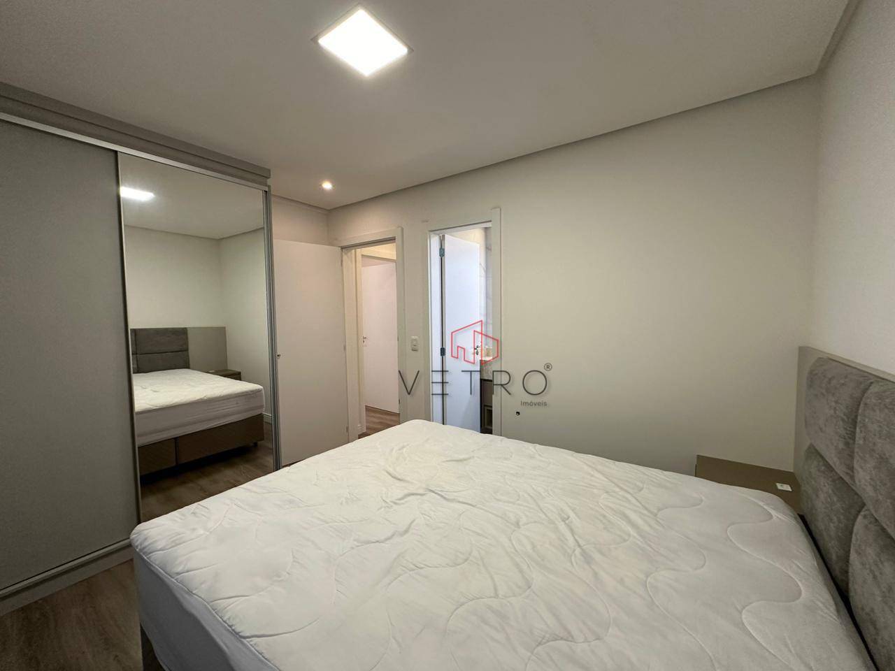 Apartamento à venda com 2 quartos, 75m² - Foto 11