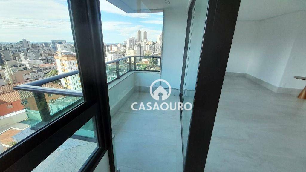 Apartamento à venda com 4 quartos, 140m² - Foto 10