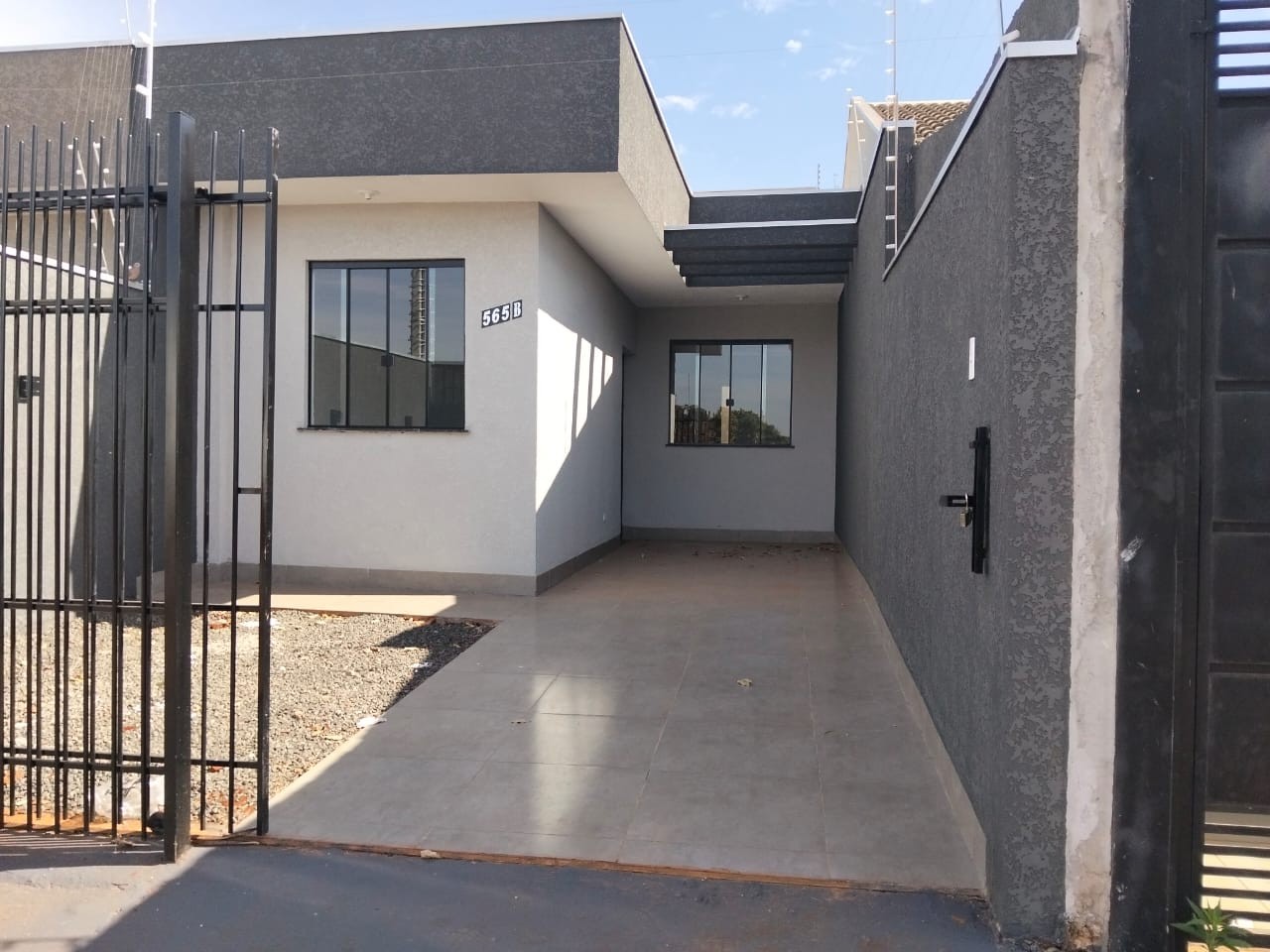 Casa à venda com 3 quartos, 125m² - Foto 2