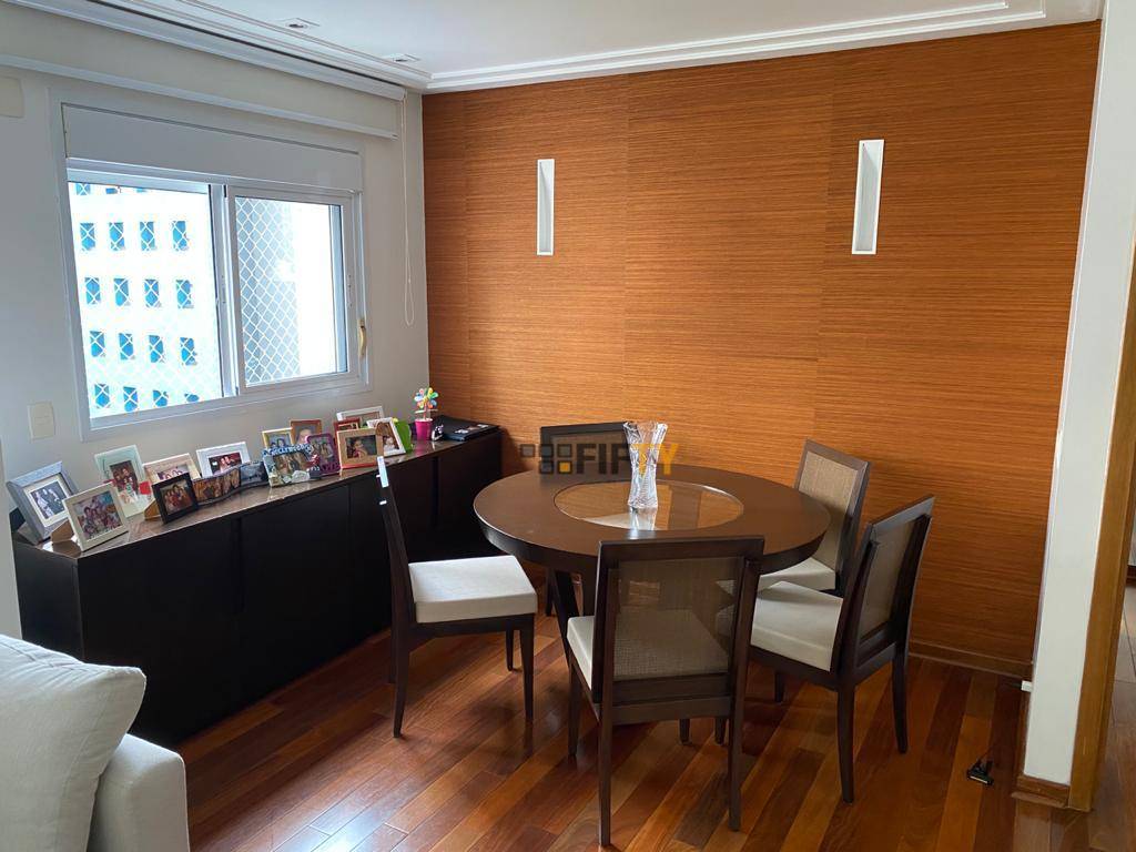 Apartamento para alugar com 2 quartos, 92m² - Foto 18