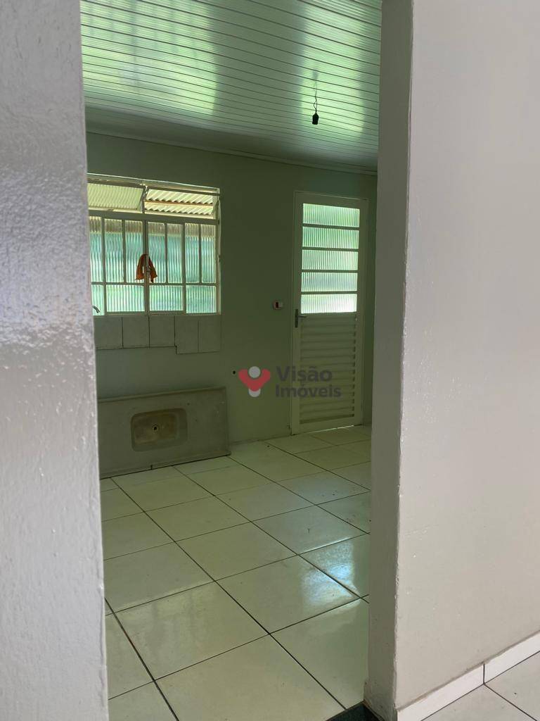 Casa à venda com 2 quartos, 82m² - Foto 4