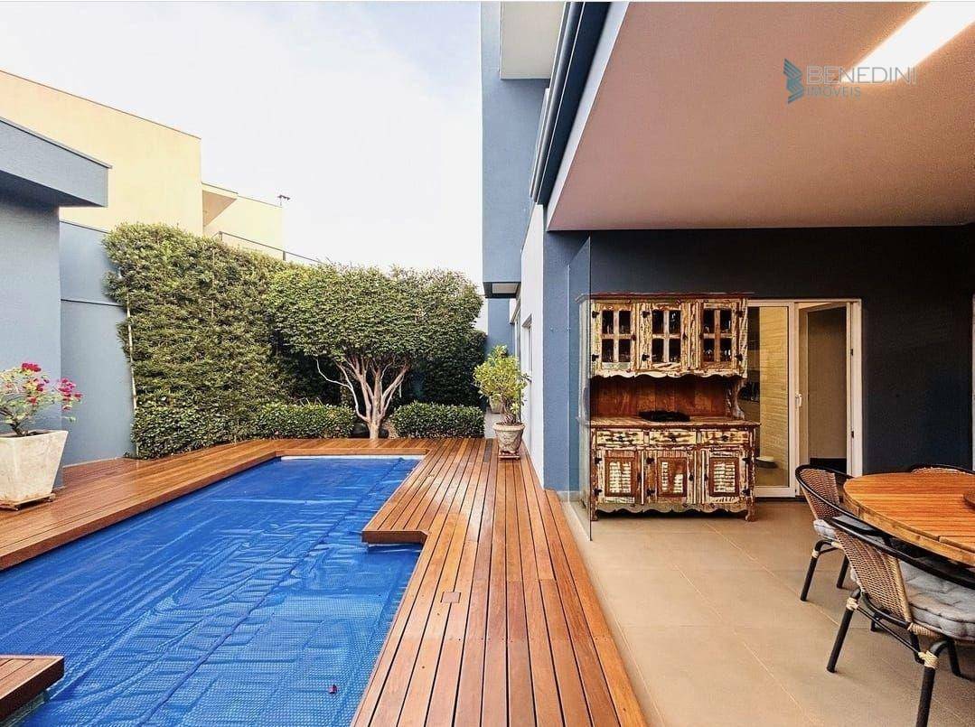 Casa de Condomínio à venda com 4 quartos, 230m² - Foto 5