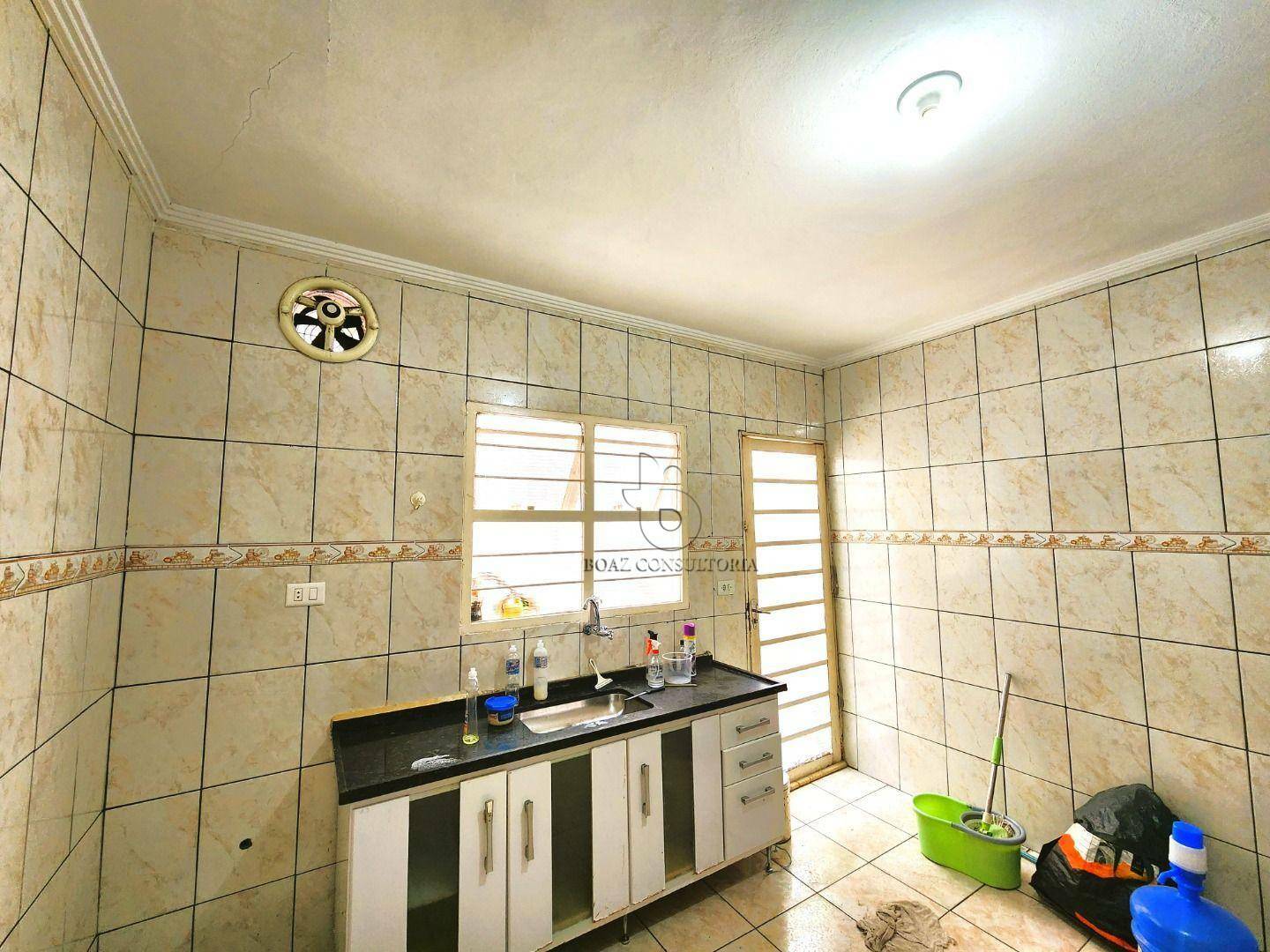 Casa à venda com 2 quartos, 80m² - Foto 16