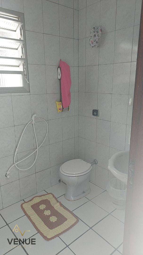 Sobrado à venda com 4 quartos, 450M2 - Foto 3