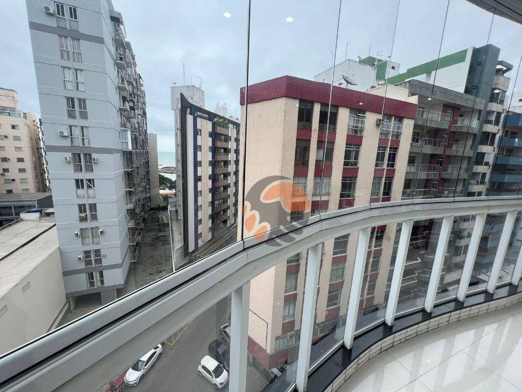 Apartamento para alugar com 3 quartos, 1m² - Foto 1