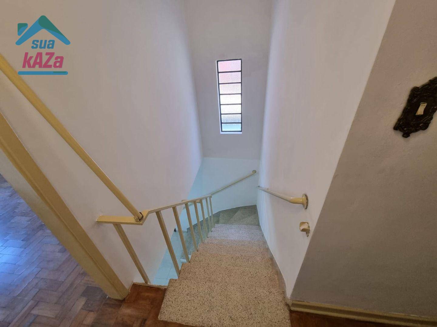 Sobrado à venda com 2 quartos, 180m² - Foto 9