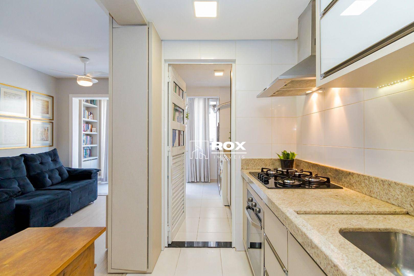 Apartamento à venda com 2 quartos, 70m² - Foto 7