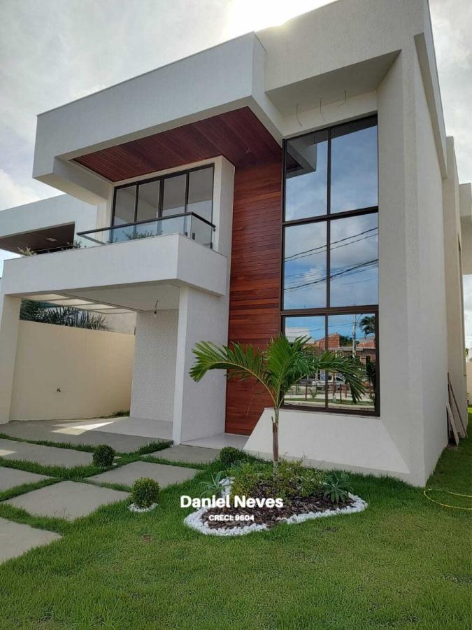 Casa de Condomínio à venda com 4 quartos, 179m² - Foto 1