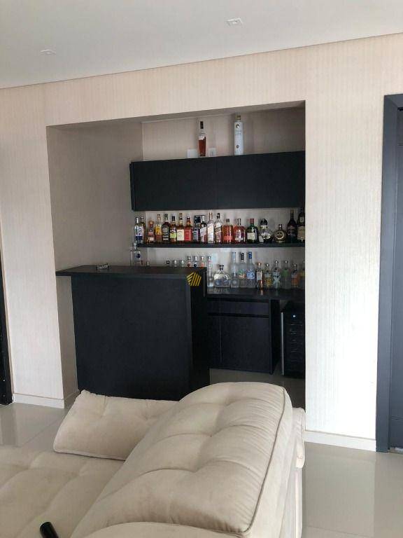 Apartamento à venda com 3 quartos, 155m² - Foto 10