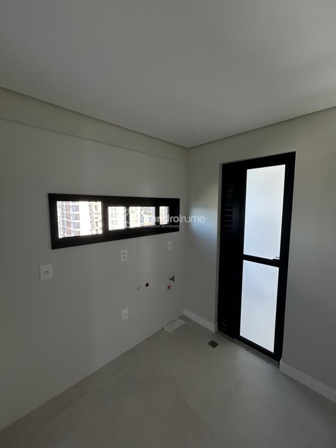 Apartamento à venda com 3 quartos, 106m² - Foto 14