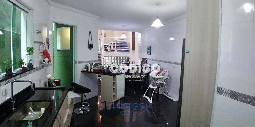 Sobrado à venda com 3 quartos, 225M2 - Foto 3