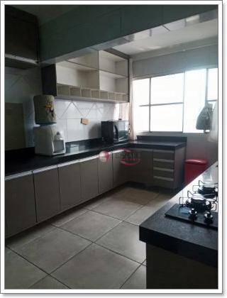 Apartamento à venda com 3 quartos, 129m² - Foto 9