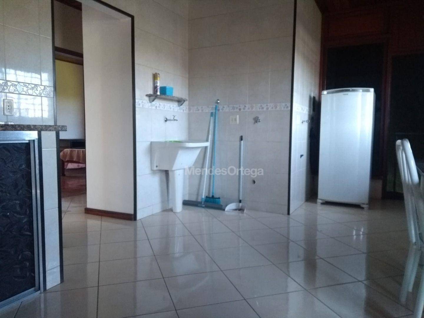 Casa para alugar com 6 quartos, 487m² - Foto 13