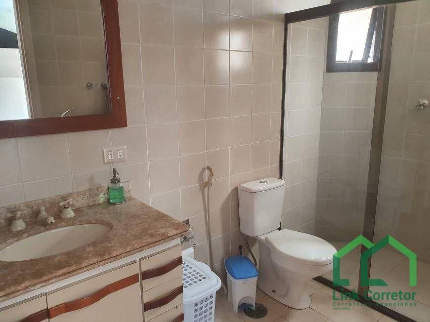 Apartamento à venda com 3 quartos, 200m² - Foto 15