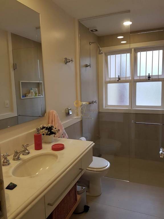 Casa de Condomínio à venda com 5 quartos, 1996m² - Foto 27