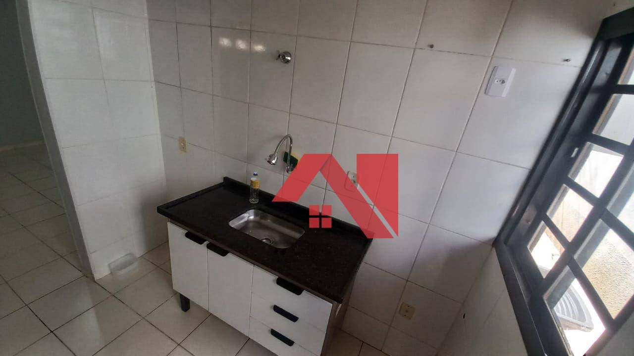 Casa para alugar com 2 quartos, 100m² - Foto 6