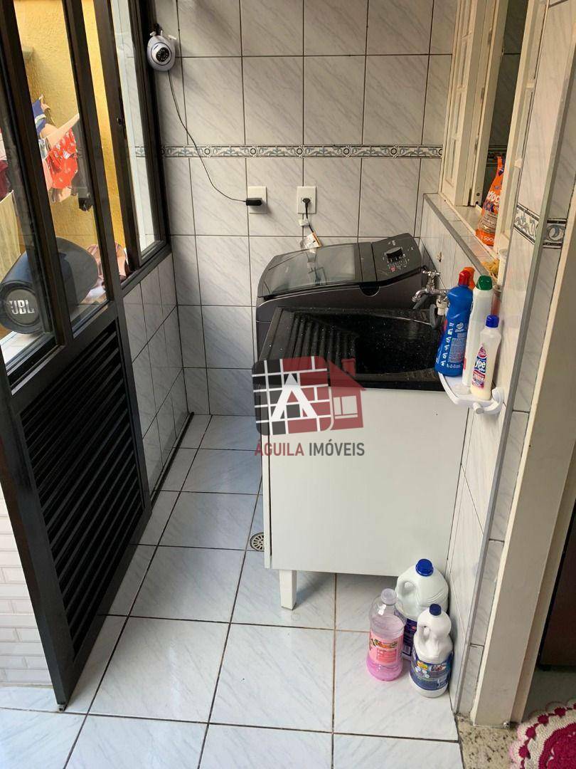 Sobrado à venda com 2 quartos, 71m² - Foto 4