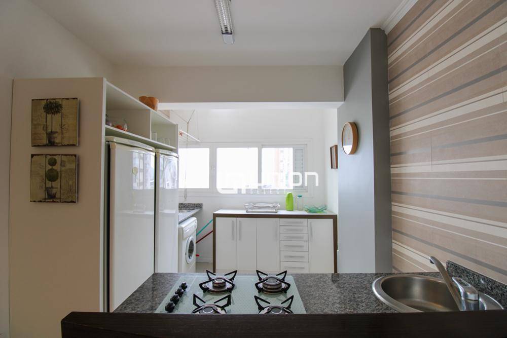 Apartamento à venda com 3 quartos, 98m² - Foto 7