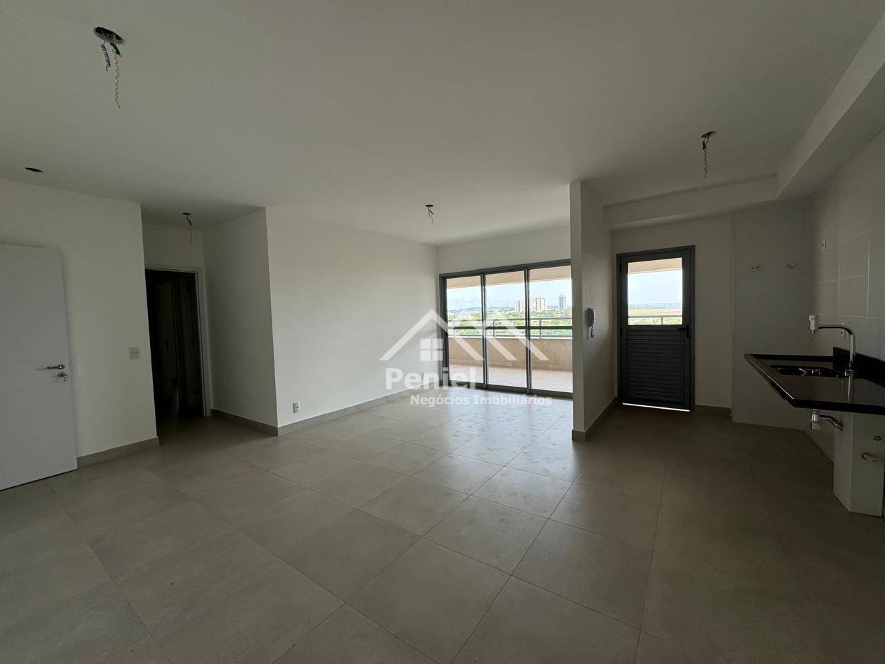 Apartamento à venda com 3 quartos, 132m² - Foto 2