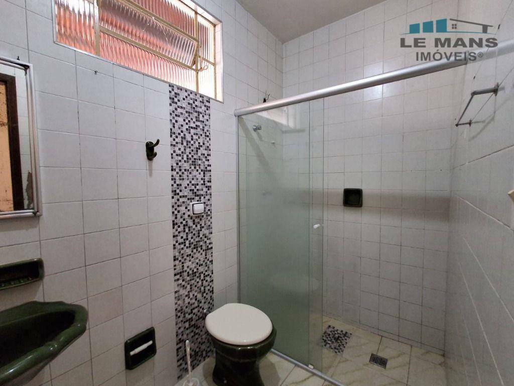 Casa à venda com 2 quartos, 241m² - Foto 8