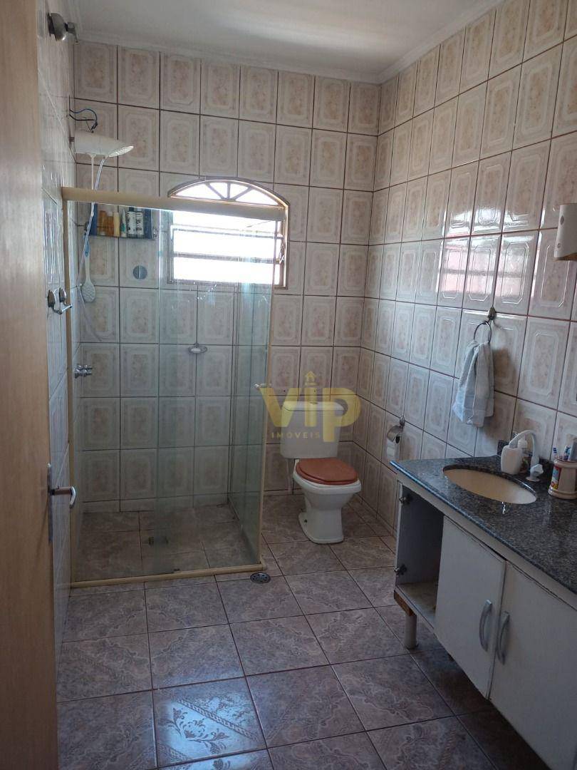 Casa à venda com 3 quartos, 250m² - Foto 6