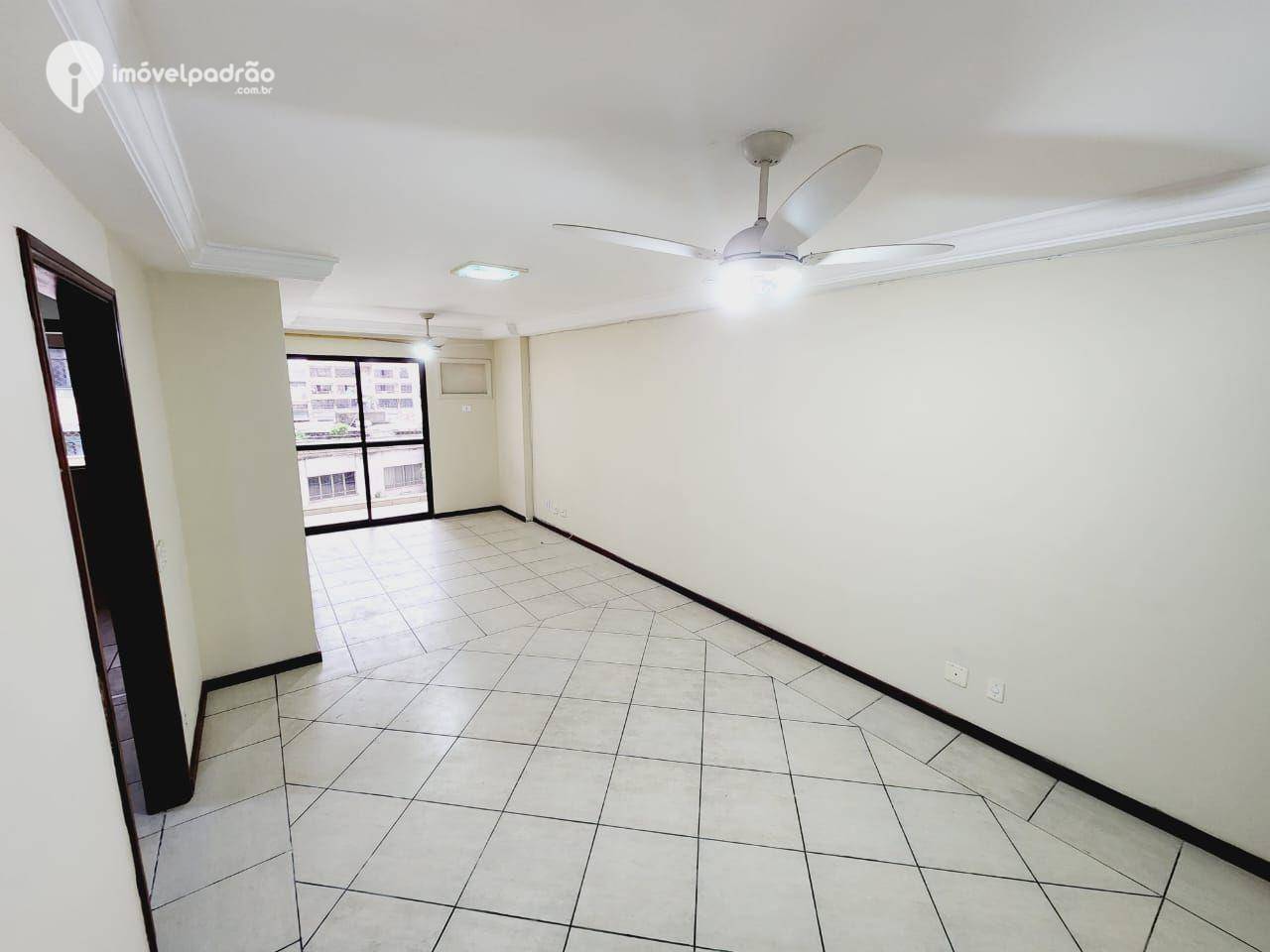 Apartamento para alugar com 3 quartos, 120m² - Foto 19