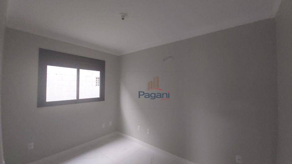 Apartamento à venda com 2 quartos, 77m² - Foto 11