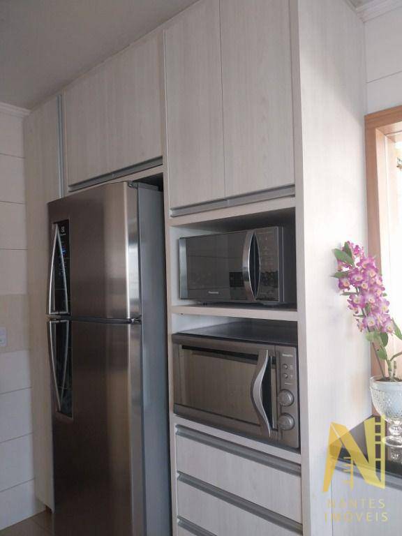 Apartamento à venda com 3 quartos, 122m² - Foto 7