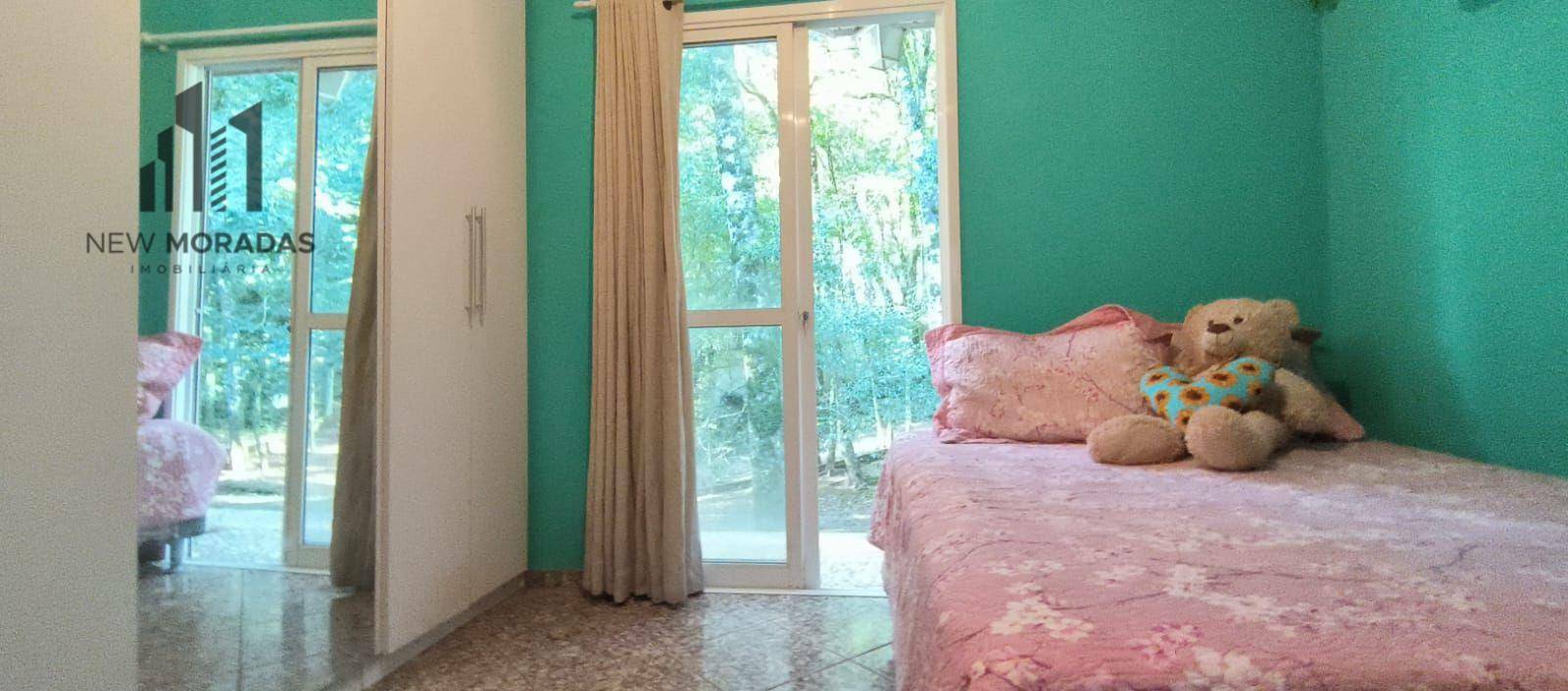 Casa à venda com 3 quartos, 300m² - Foto 12