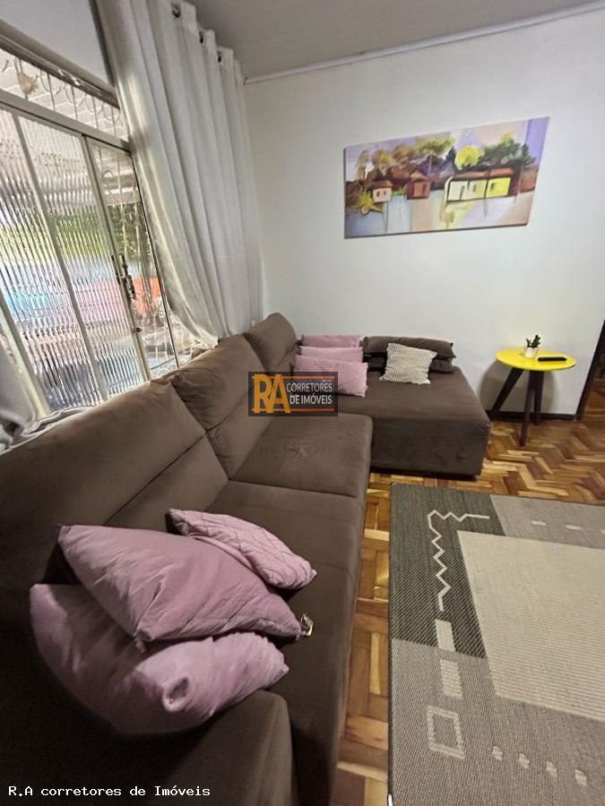 Casa à venda com 3 quartos, 300m² - Foto 9