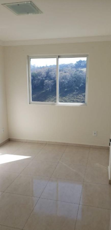 Apartamento à venda com 2 quartos, 67m² - Foto 4