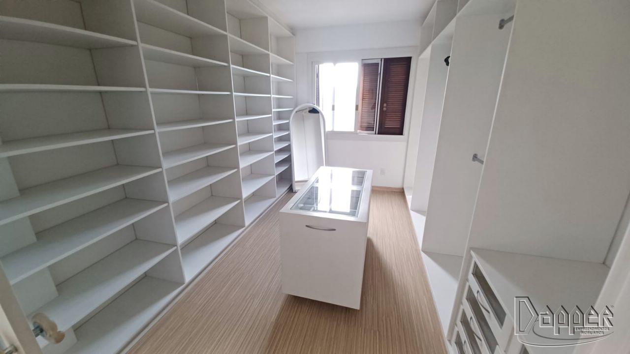 Apartamento à venda com 3 quartos, 130m² - Foto 9