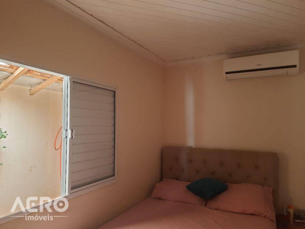 Casa à venda com 3 quartos, 173m² - Foto 5