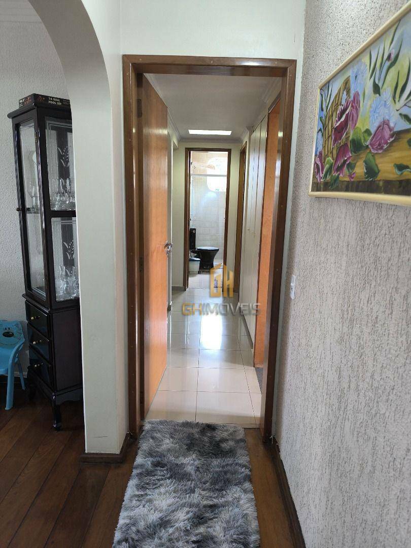 Apartamento à venda com 3 quartos, 227m² - Foto 13