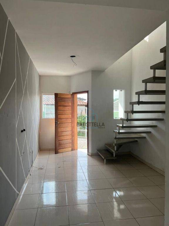 Sobrado à venda com 2 quartos, 82m² - Foto 1