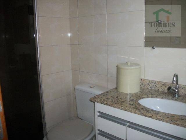 Apartamento à venda com 2 quartos, 65m² - Foto 18