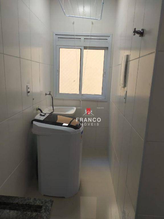 Apartamento à venda com 2 quartos, 57m² - Foto 3