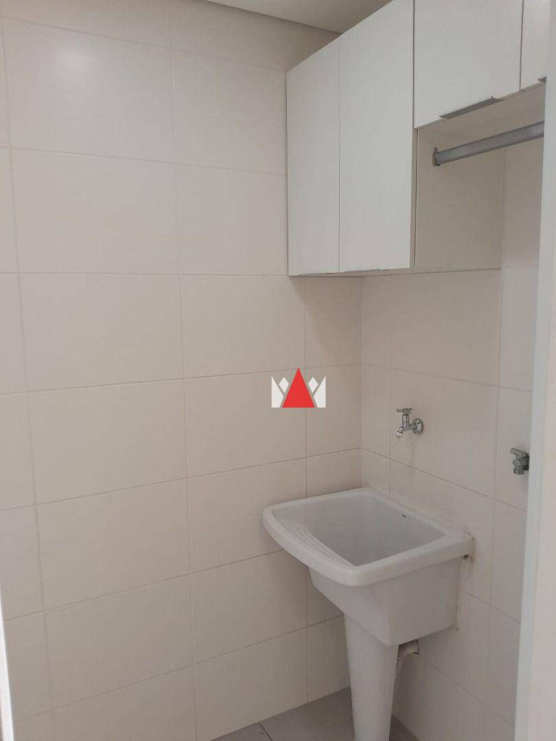 Apartamento para alugar com 1 quarto, 45m² - Foto 4