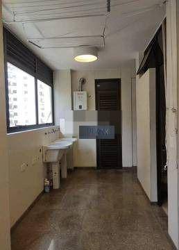 Apartamento para alugar com 3 quartos, 225m² - Foto 10