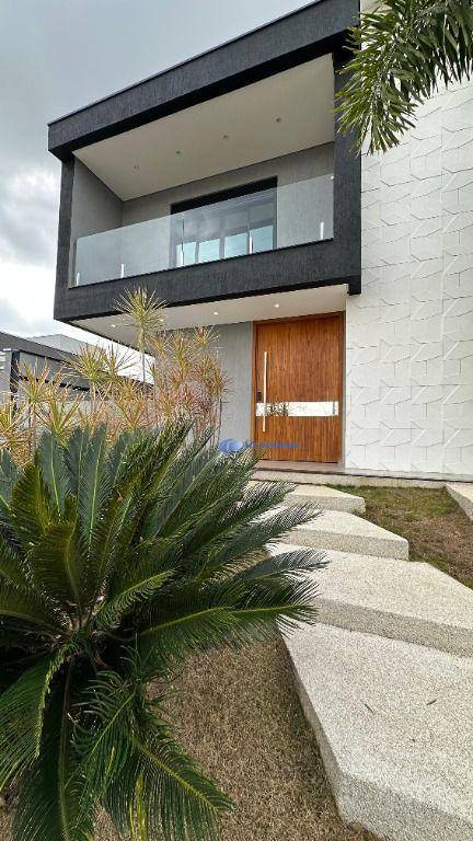 Sobrado, 3 quartos, 270 m² - Foto 1