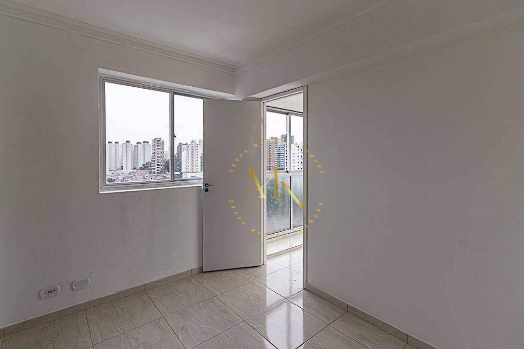 Apartamento para alugar com 3 quartos, 177m² - Foto 14