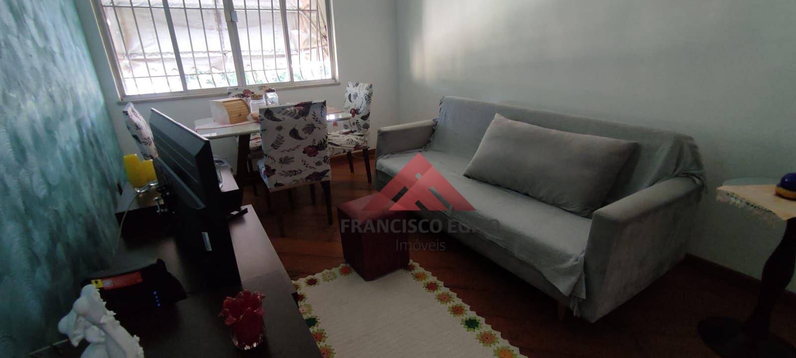 Apartamento à venda com 2 quartos, 72m² - Foto 2