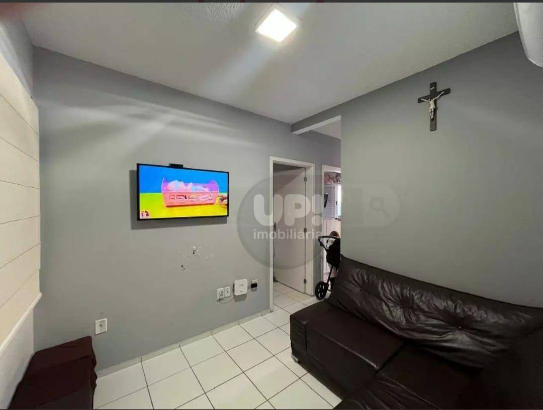 Casa à venda com 2 quartos, 140m² - Foto 4